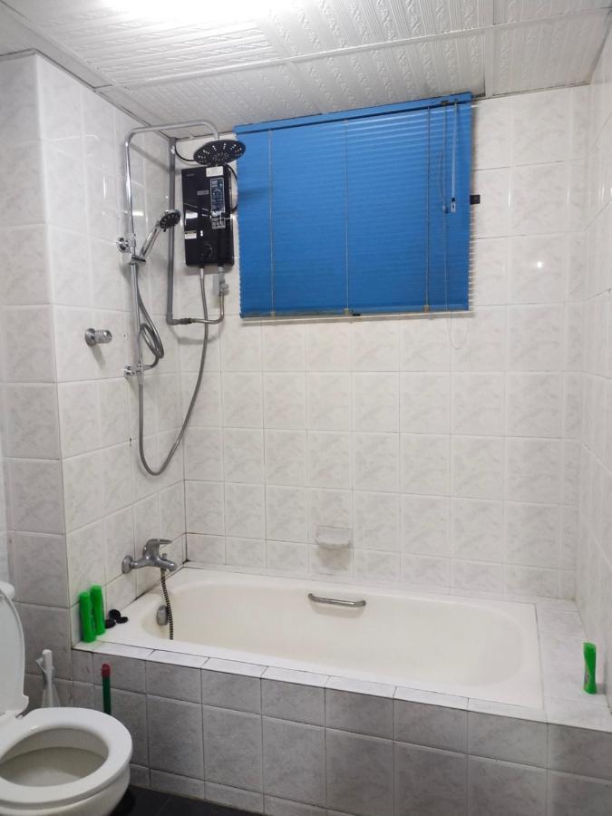 Cmk Apartmen Mutiara Tower 3 Bedroom Kota Bharu#Netflix Esterno foto