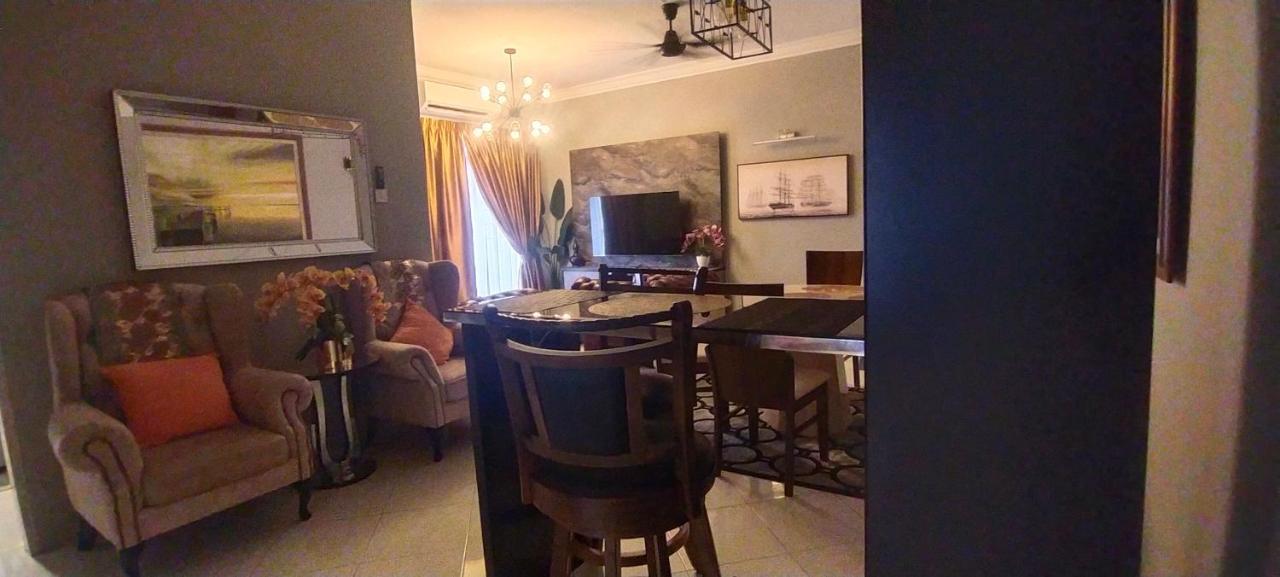 Cmk Apartmen Mutiara Tower 3 Bedroom Kota Bharu#Netflix Esterno foto